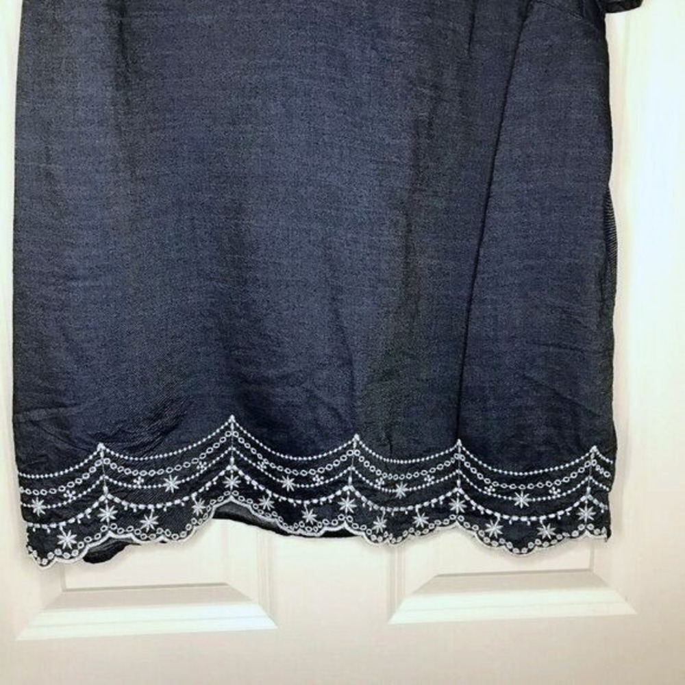 ELLE Lyocell Top Womens Size‎ M Medium Blue Tencel Embroidered Scallop Lace Hem - Picture 6 of 7